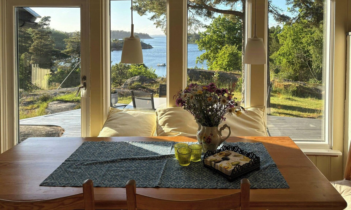 Hvaler House | Cottage on natural plot in Hvaler archipelago