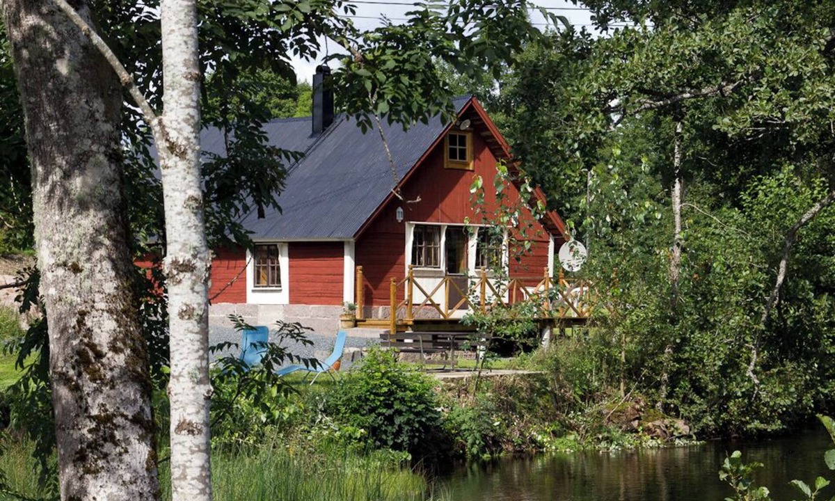 Aseda Cabin | Cottage Vetlanda, fishing, boat, swimming, 45 min to Astrid Lindgren's world,
