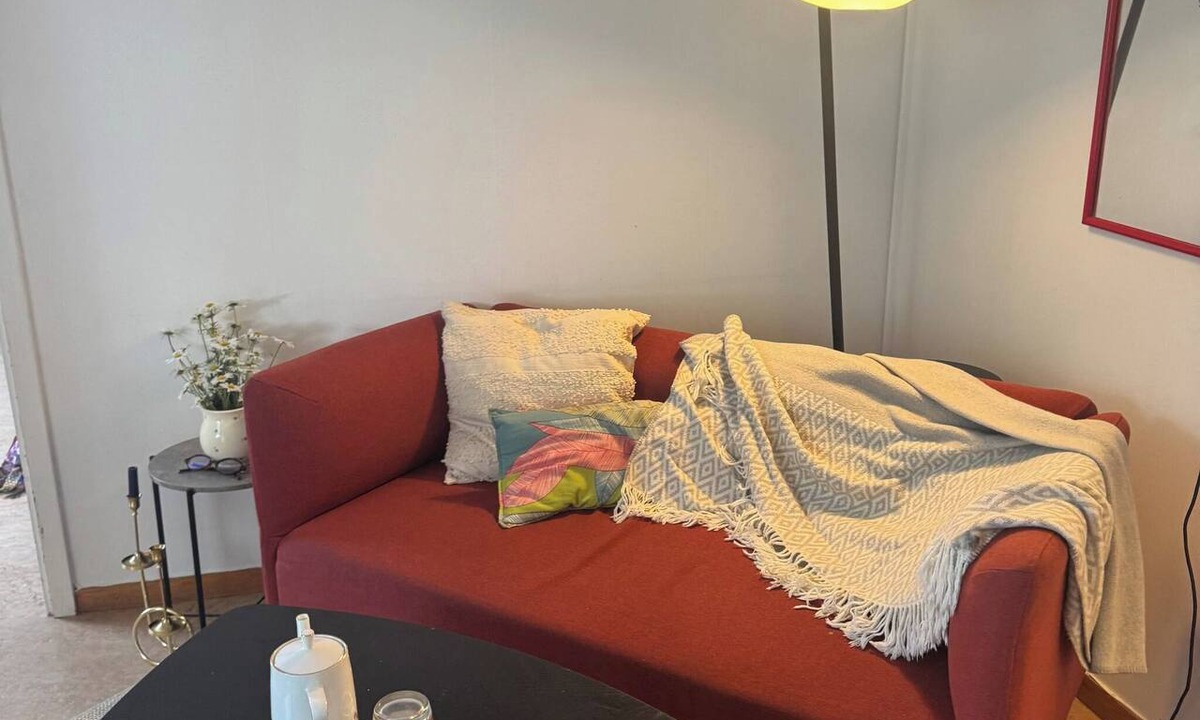 Bandhagen Apartment | Cozy 2-Bedroom Apartment in Central Rågsved, Stockholm