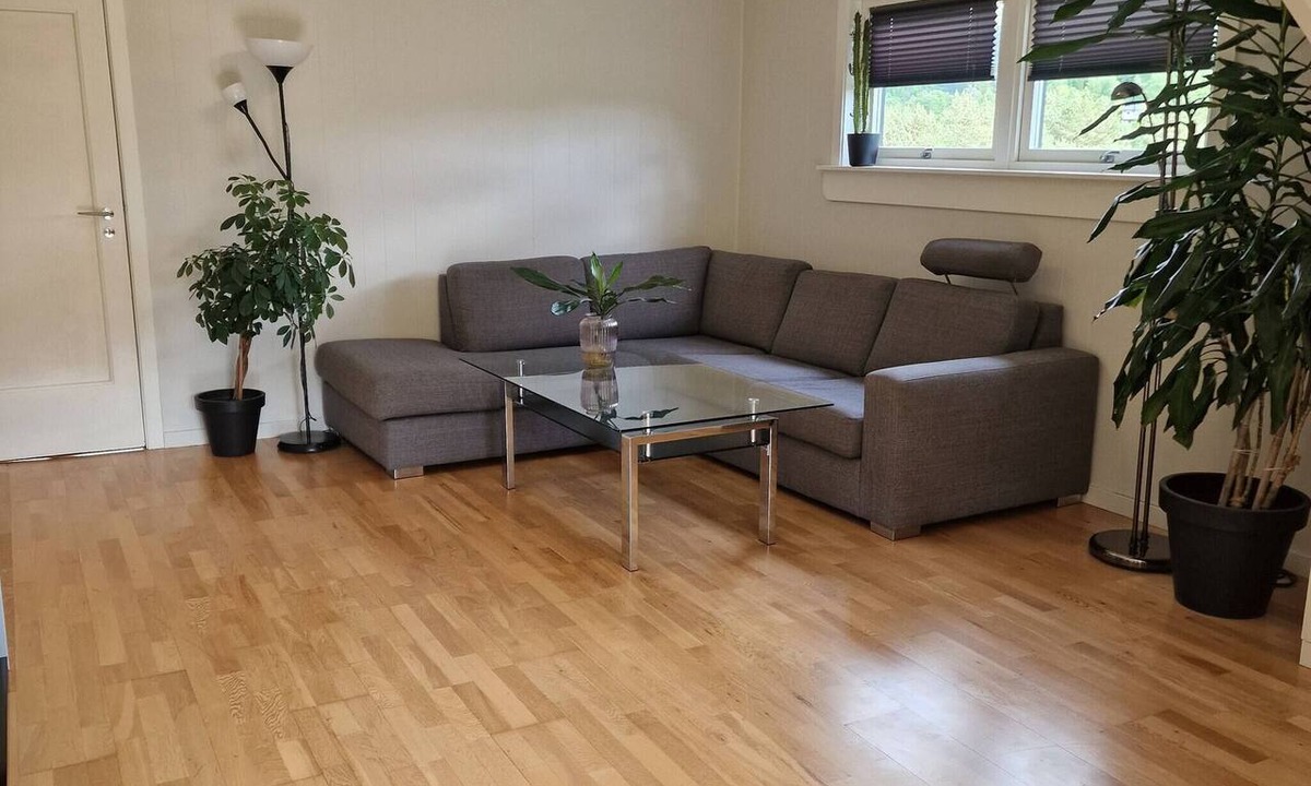 Lysekloster House | Cozy 2-Bedroom House Rental in Scenic Bjørnafjorden