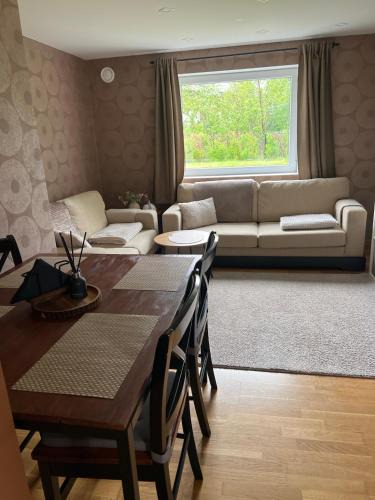 Glomset Apartment | Cozy apartament in Ålesund near the beach