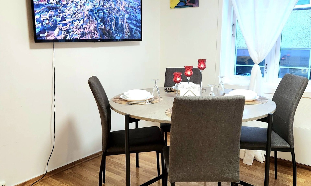 Stavanger Apartment | Cozy apartment in central Stavanger with WiFi,close to all day-night attractions