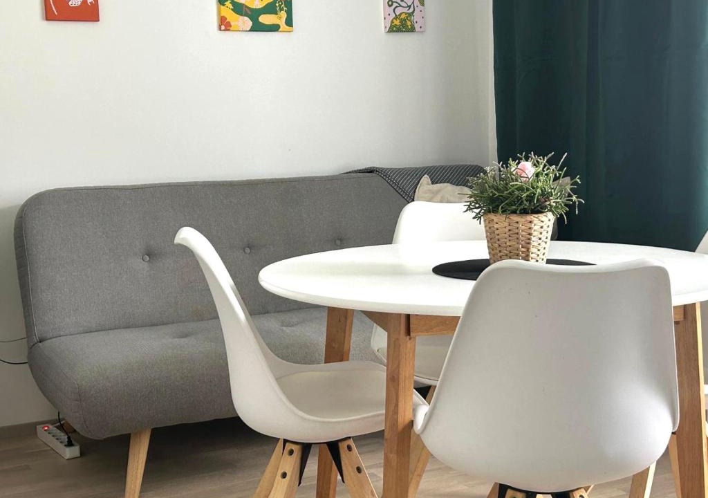 Tikkurila Apartment | Cozy&Compact Studio near Tikkurila train station in Vantaa