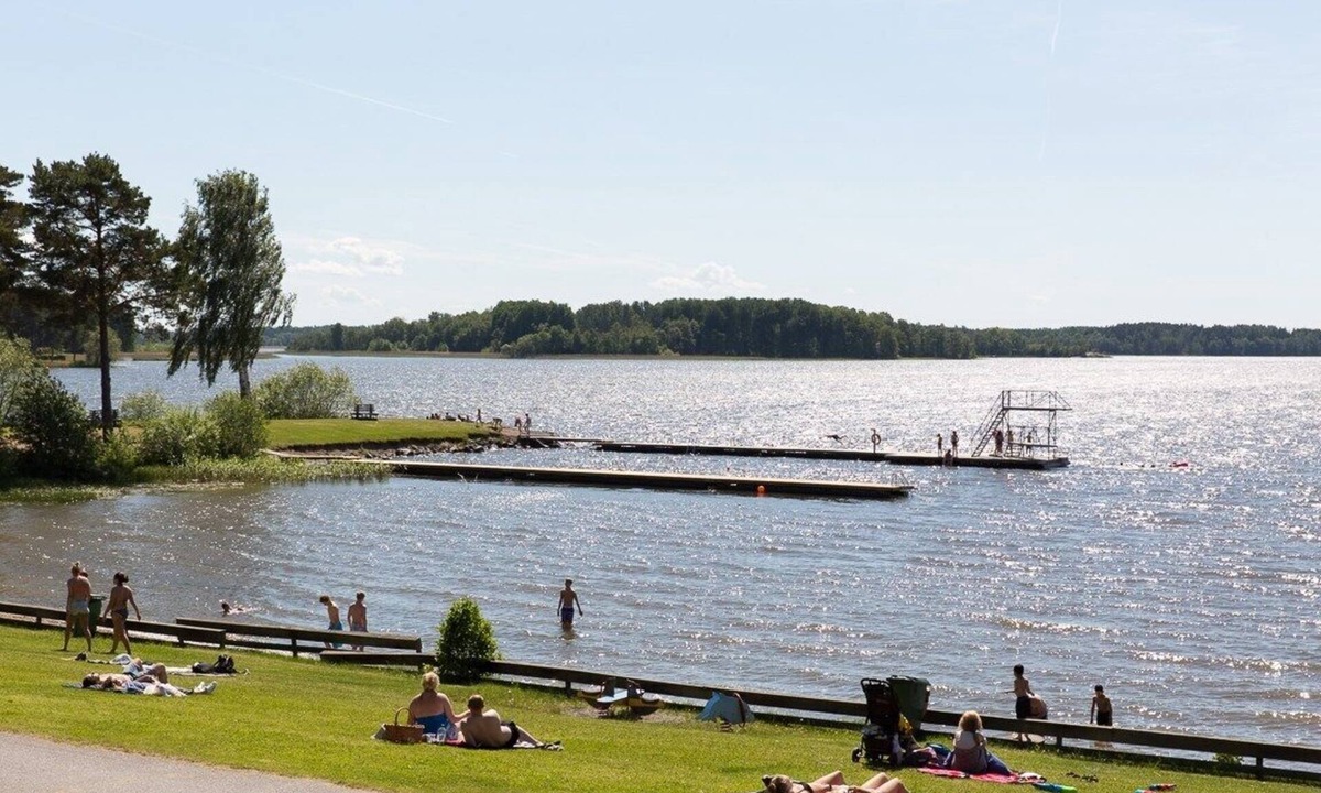 Enkoping House | Cozy Guesthouse 600m From The Beach