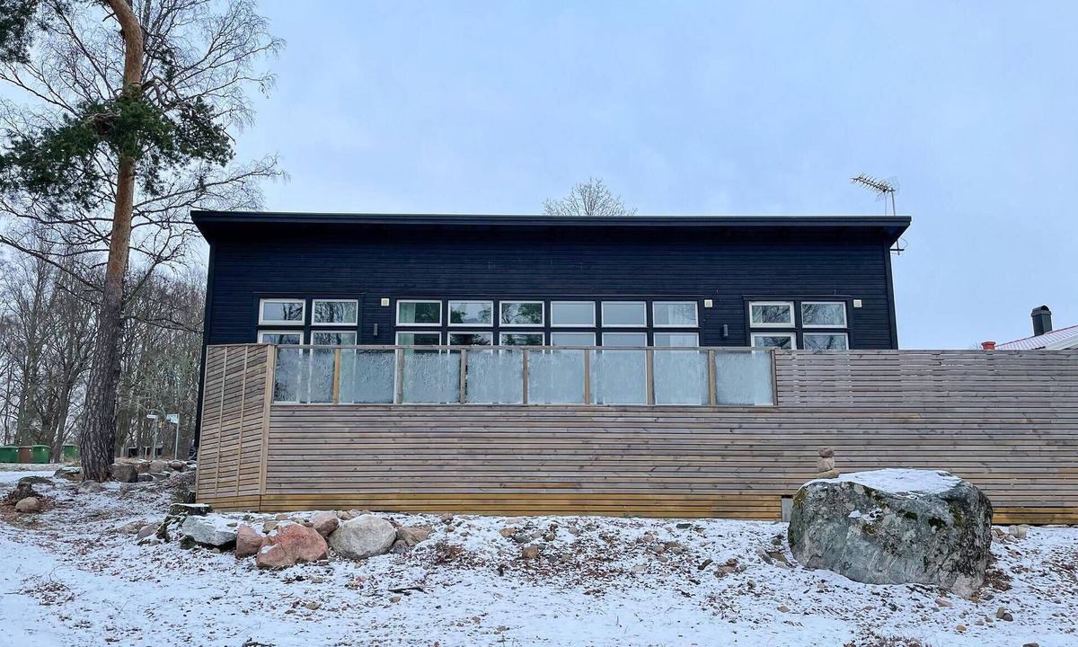 Arboga House | Cozy home in Arboga with sauna