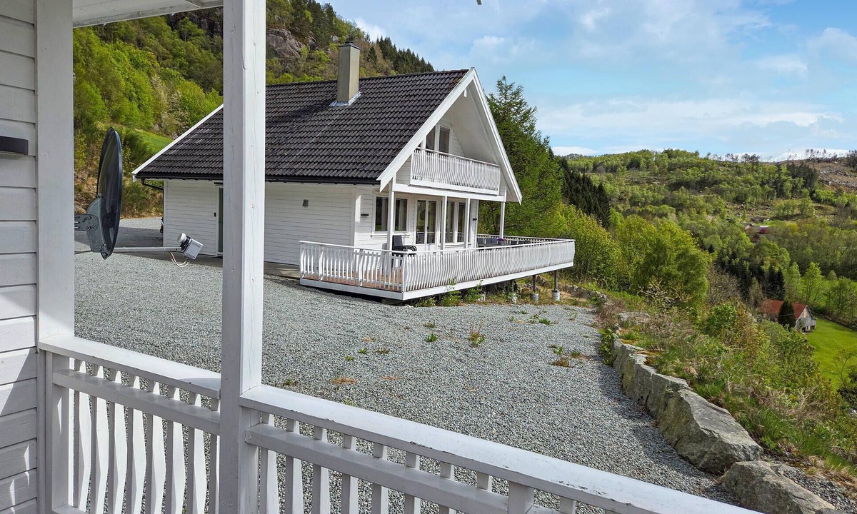Fister House | Cozy home in Fister with WiFi