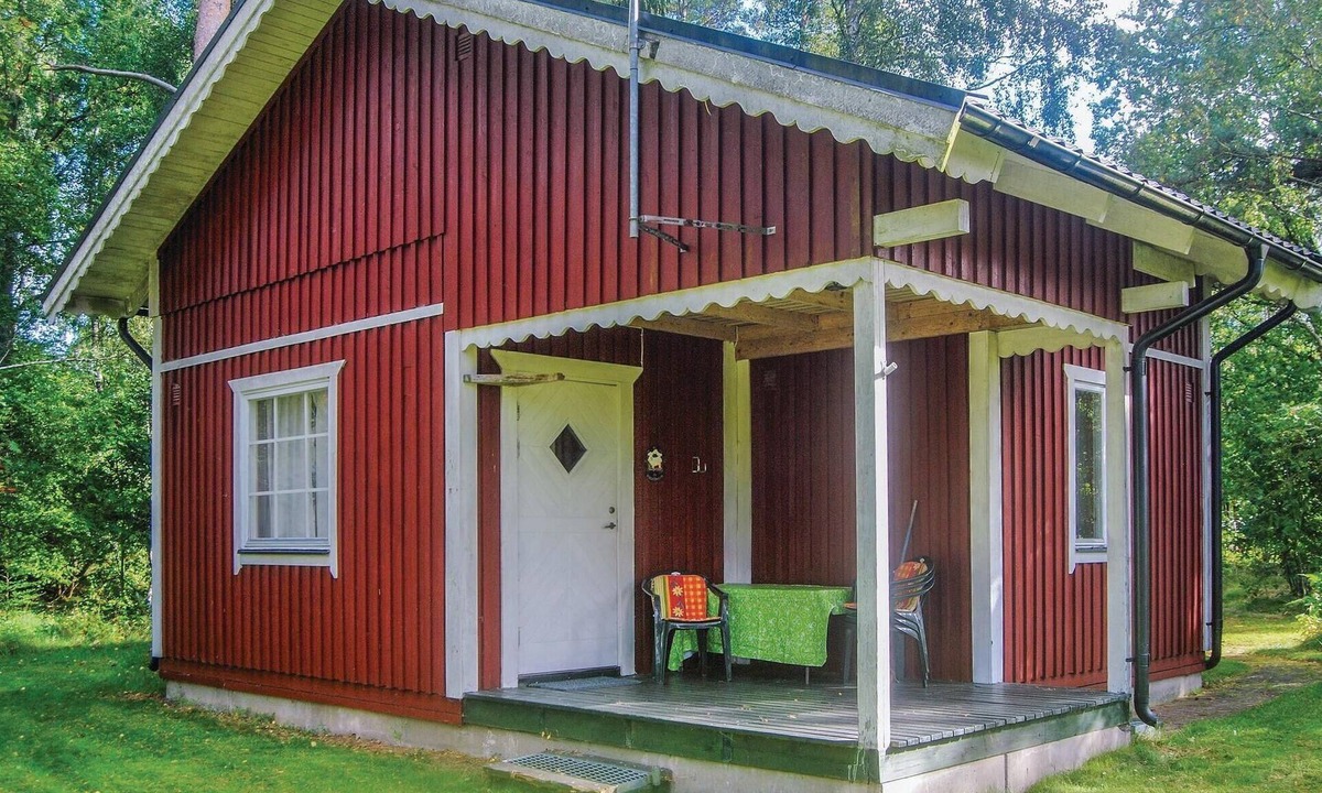 Angelholm Municipality House | Cozy home in Munka-Ljungby with kitchen