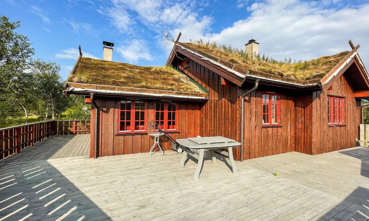 Sor-Aurdal House | Cozy home in Reinli with sauna
