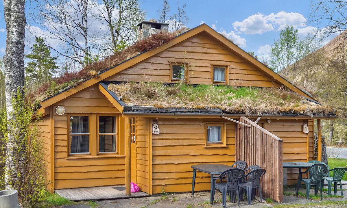 Tjørhom House | Cozy home in Tjørhom with sauna