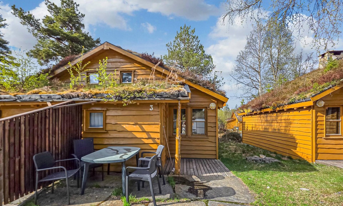 Tjørhom House | Cozy home in Tjørhom with sauna