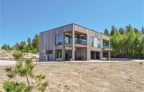 Treungen House | Cozy Home In Treungen With Wifi
