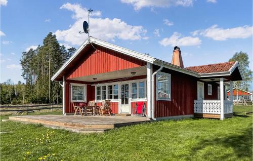 Vittaryd House | Cozy Home In Vittaryd With House Sea View