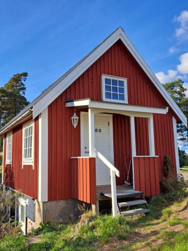 Ed Apartment | Cozy little house, centrally located in Ed!