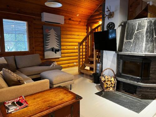 Rukatunturi Ski Chalet | Cozy log cabin in Ruka