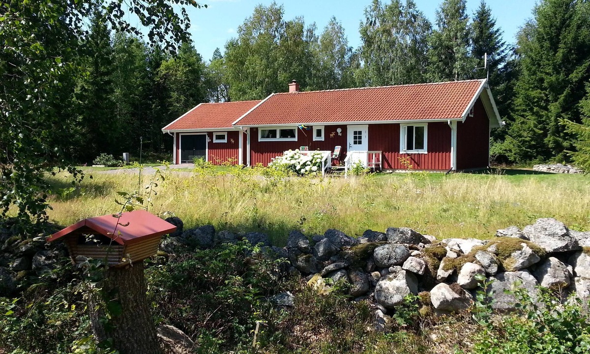 Tuddabo House | Cozy Sweden house surrounded by meadows, forests and lakes of pure relaxation!