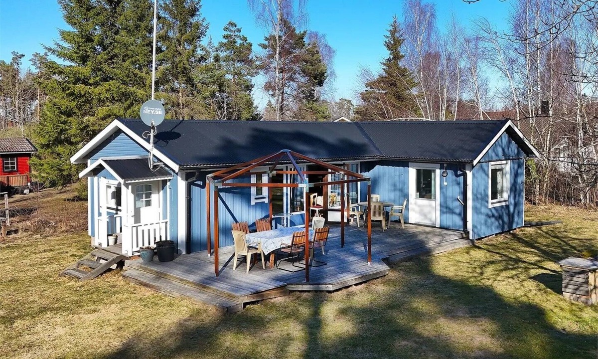 Monsteras House | Cozy vacation home near Mönsteras Baltic Sea archipelago forest water tranquility