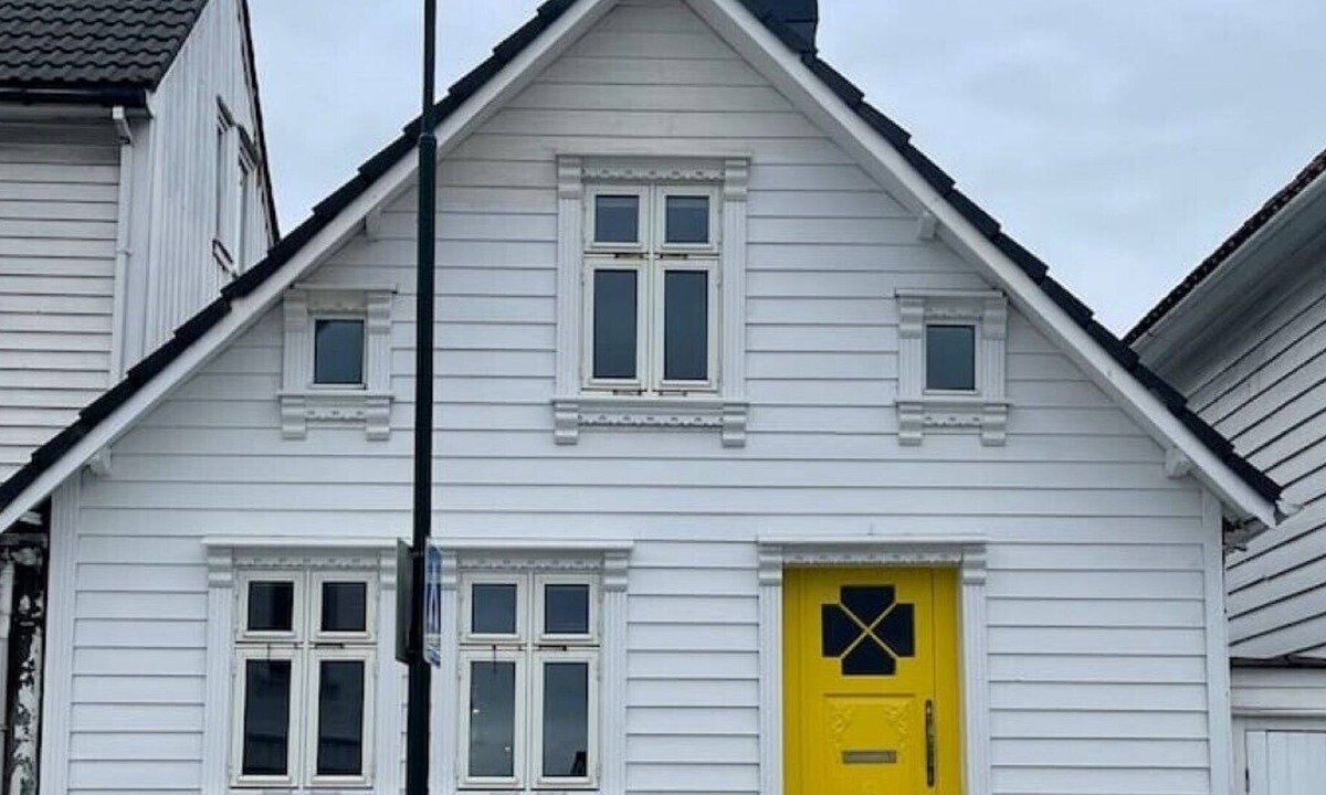Stavanger House | Den Gule Døren