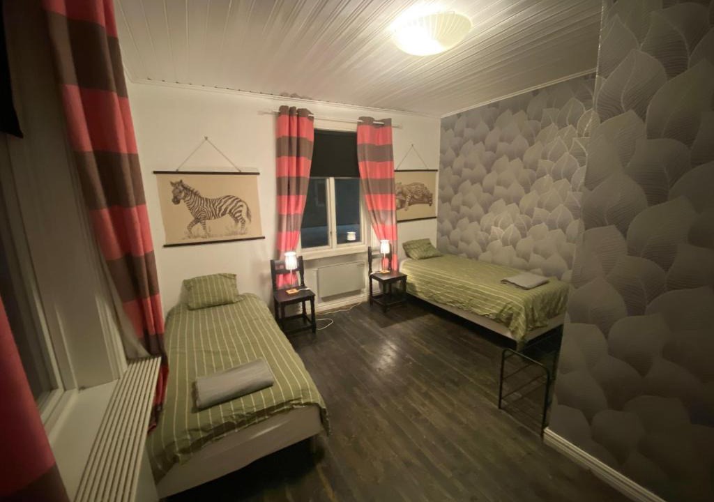 Jorn Apartment | Den Rosa hus!!