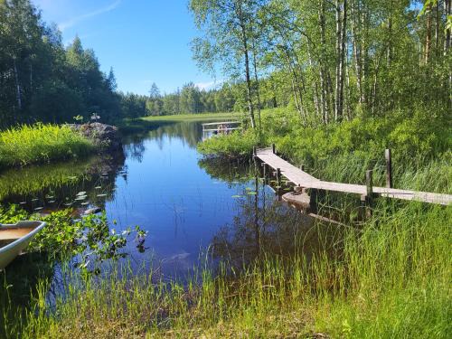 Ockelbo Cabin | Det lilla ovanliga boendet mitt i skogen