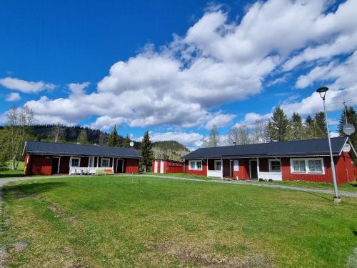Follinge House | Dream Camp