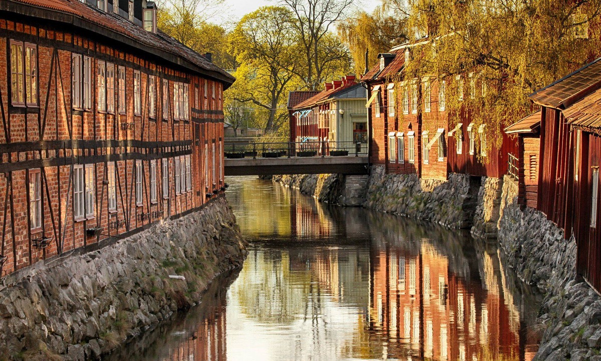 Vasteras Municipality Apartment | Egen Leilighet i Privat Villa