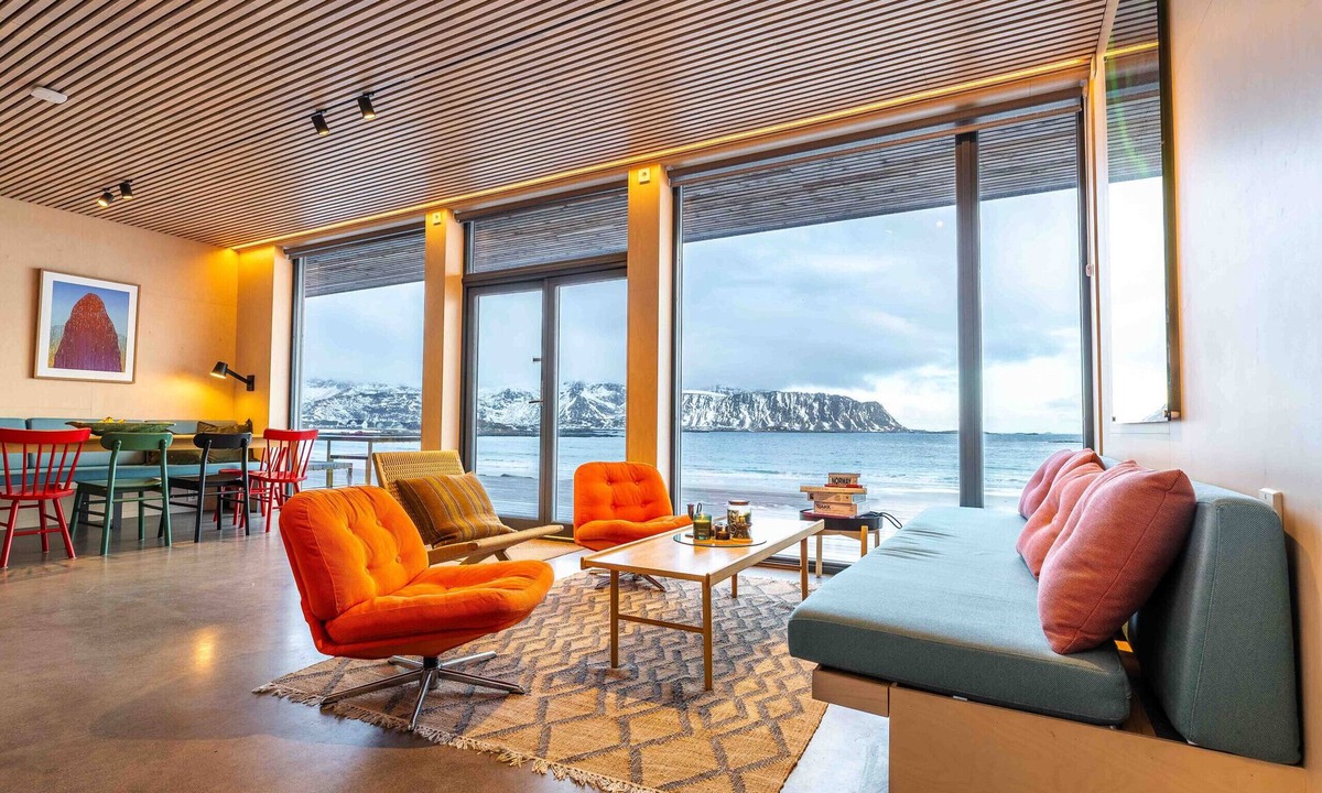 Flakstad Villa | Exclusive Beach House Ramberg – Your Private Oasis