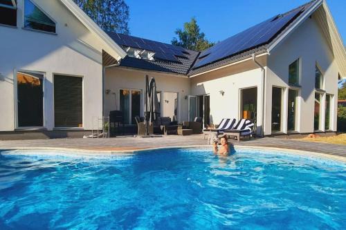 Osteraker Villa | Exklusive villa on the sea close to Stockholm