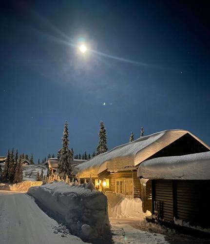 Svingvoll House | Family Cabin With Hot Tub At Skeikampen