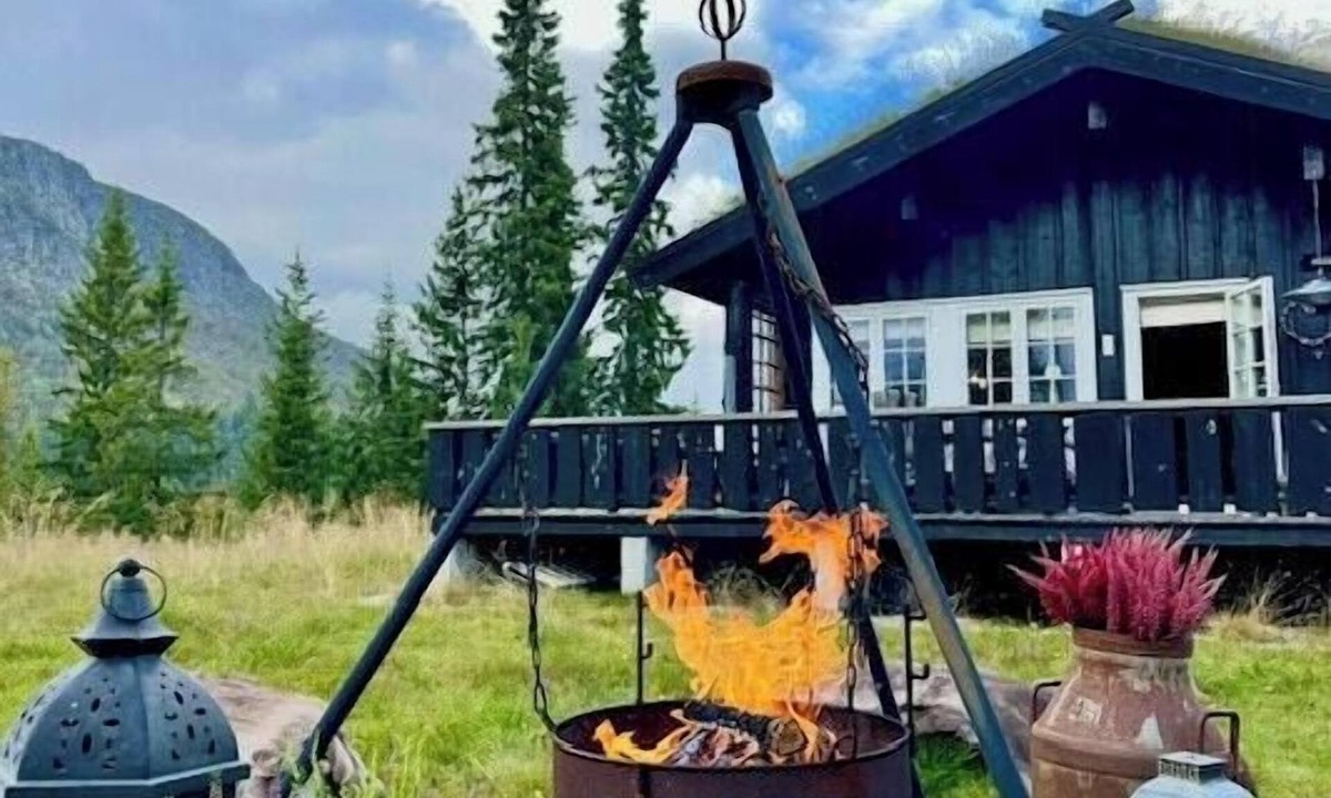 Fla Municipality House | Family-friendly mountain cabin at Haglebu