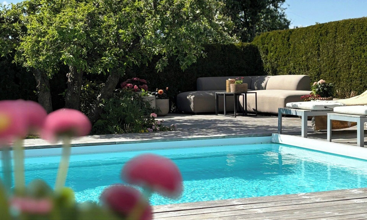 Skien House | Family home with swimming pool in central Skien