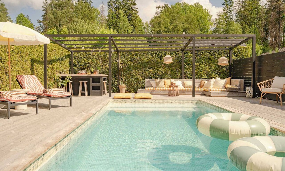 Sollentuna Apartment | Family Villa with Pool, Garden & Outdoor Bar Near Stockholm