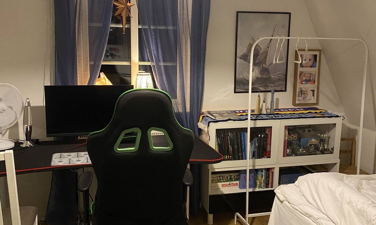 Sodertalje Municipality Bed & Breakfast | Family & Work Home w Garden in Kallfors Järna Sthlm by Golf, Lakes, Sea, Forest