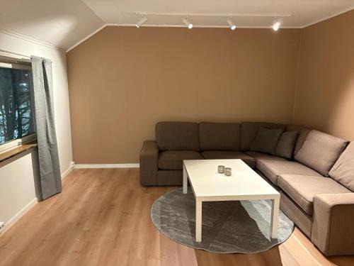 Tromso Apartment | Fin leilighet med 3 soverom og parkering