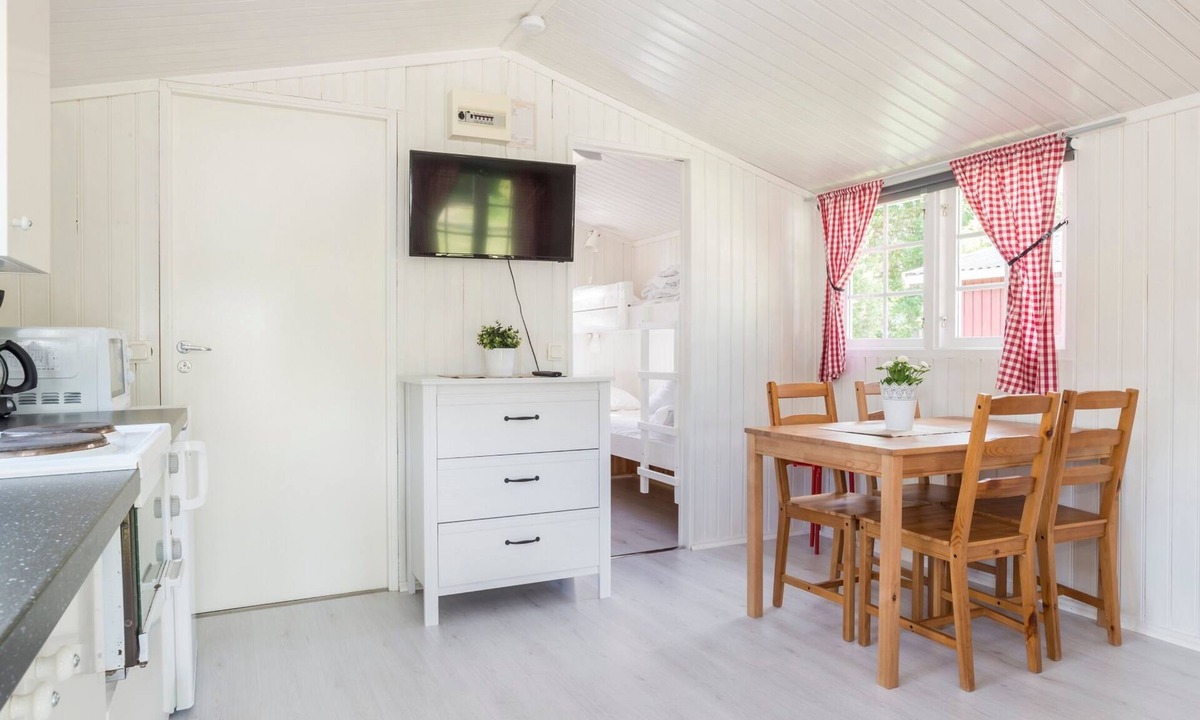 Ekbacken Cottage | First Camp Västerås Mälaren