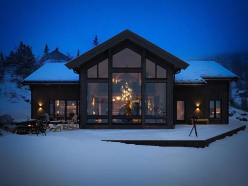 Fla Municipality Villa | FJELLRO Private Alpine Lodge Høgevarde