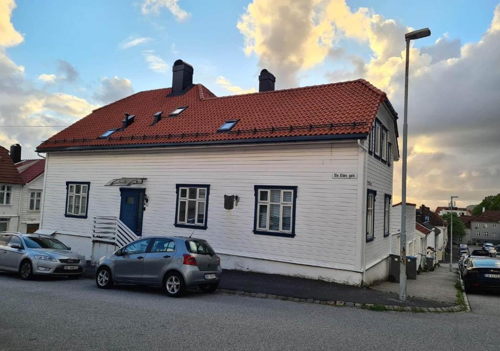Bergen City Centre Apartment | Fløyen Townhouse