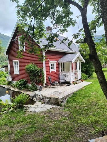 Borgund House | Flintegården Kårhus