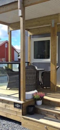 Brønnøy Apartment | Flott moderne leilighet meget sentralt i vakre Sørbyen i Brønnøysund for inntil 5 pers