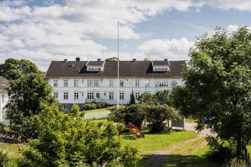 Stange Municipality House | Fokhol Gård Gjestehus