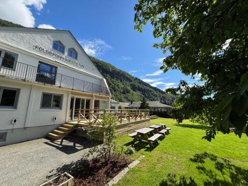 Jondal Hotel | Folgefonn Gjestetun