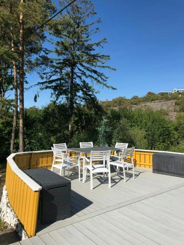 Fredrikstad House | Forest Cabin By The Sea Near Fredrikstad