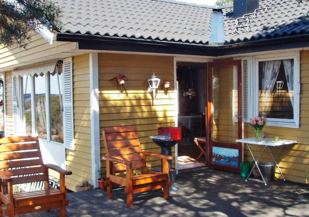 Dalaro House | Four-Bedroom Holiday home in Dalarö