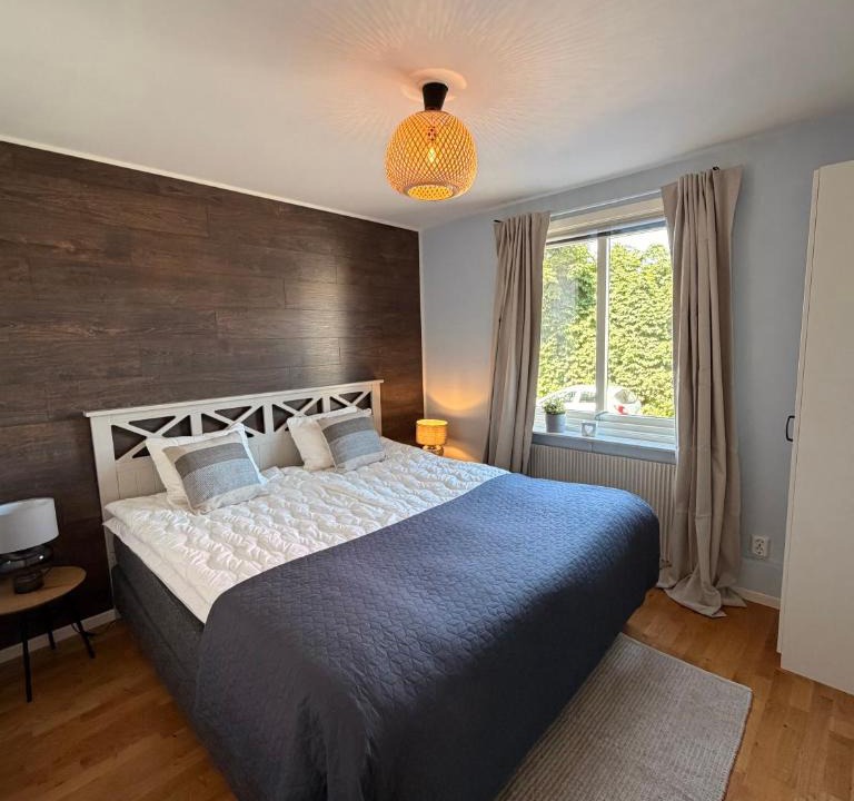 Stromstad Apartment | Fräsch och fin 2:a. Gångavstånd till Strömstads Centrum