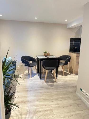 Alesund Apartment | Free parking Apartment is located on a semi basement floor, with a warm floor