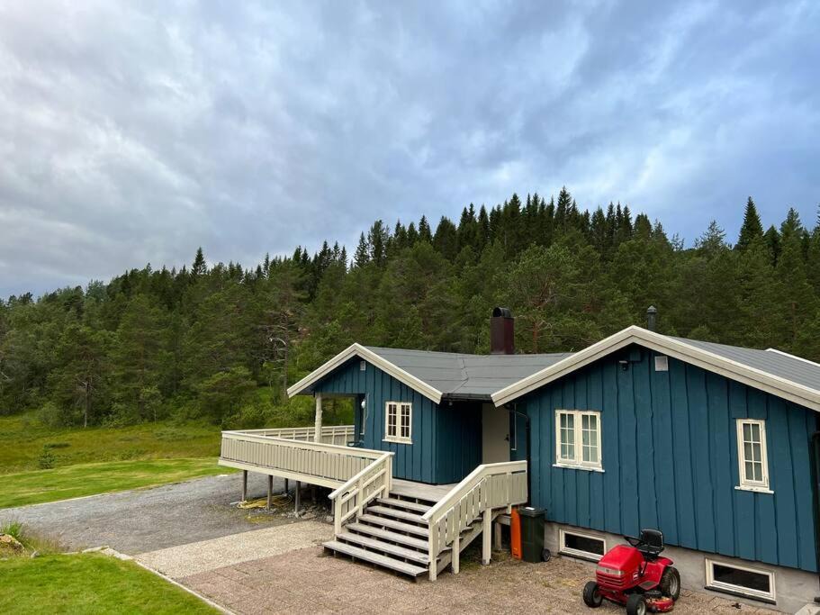 Molde House | Frittliggende hytte i flott turterreng