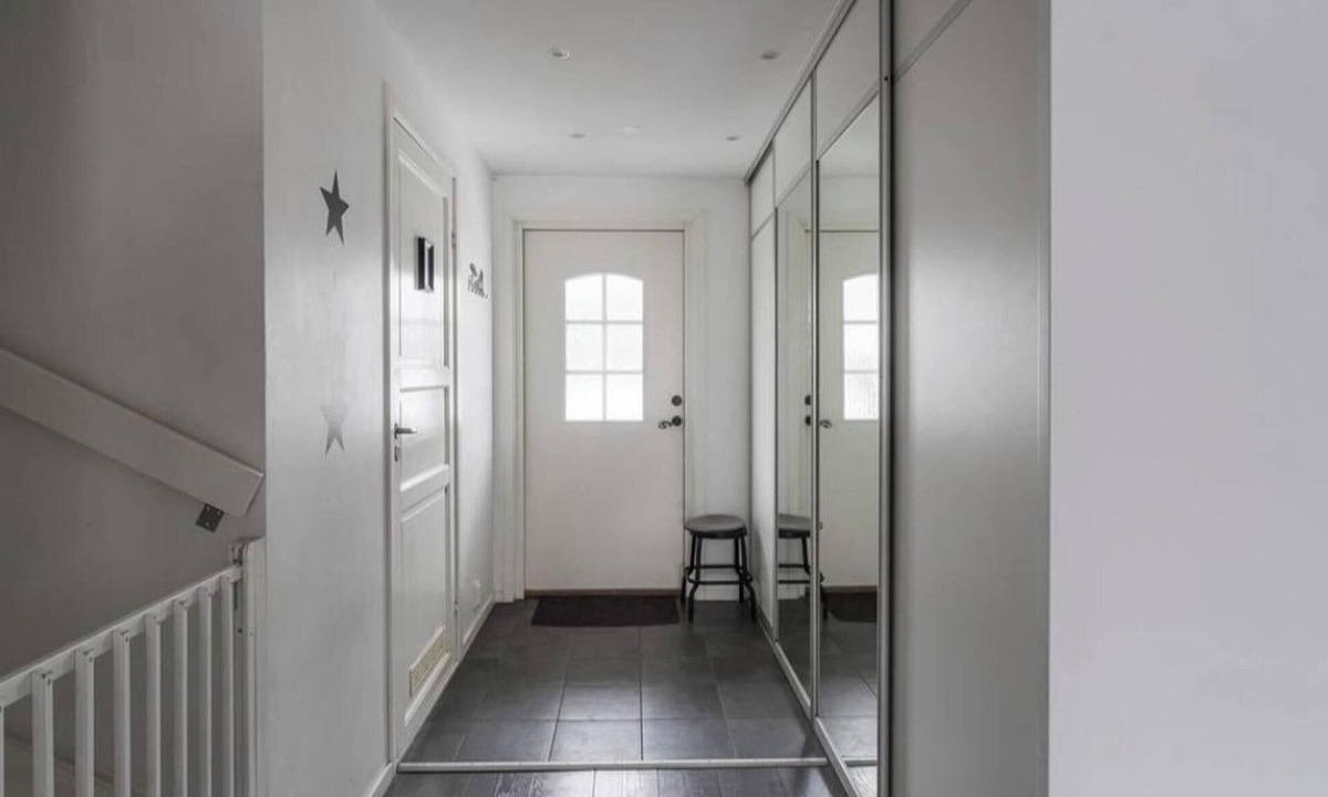 Gavle House | Fully Renovated 4BR Home With Modern Kitchen