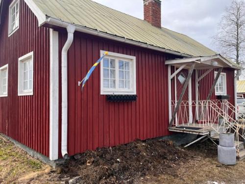 Hammerdal House | Fyrås Gård Tallstugan