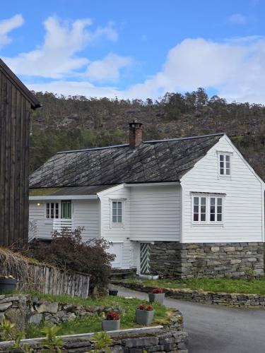 Herand House | Gamlastova