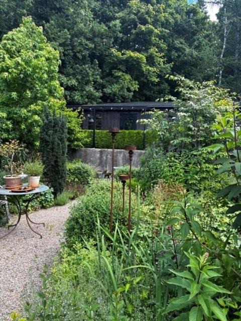 Tvaaker House | Garden Living Ästad
