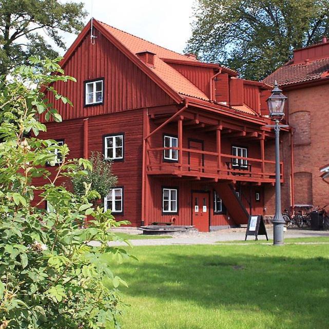 Orrhaga-Gamla Stan Hostel | Garvaren boendet mitt i gamla stan i Eksjö
